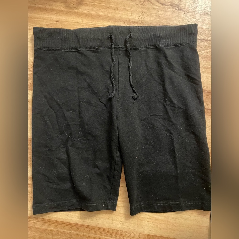 Ladies long ahorts